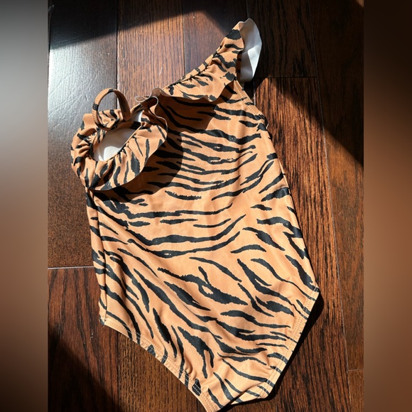 One shoulder Bathing Suit Toddler Never Worn - Picture 3 of 4